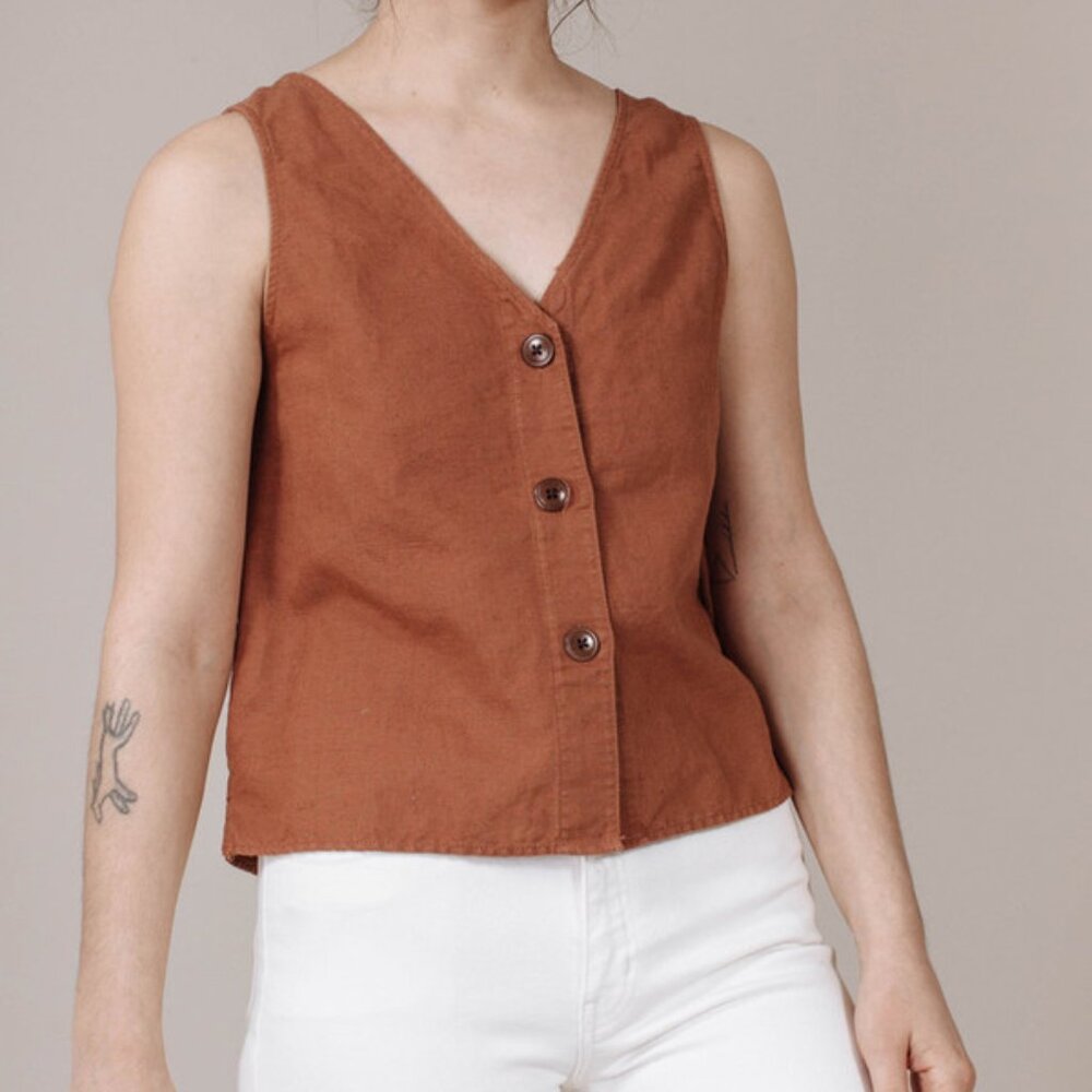 Esby Lola Tank NWOT XS